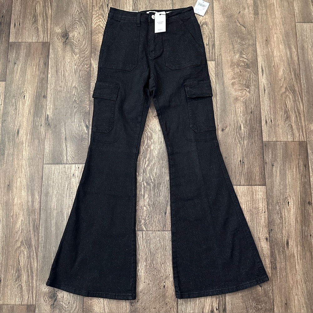 Forever 21 Cargo High Rise Flare Jeans Women’s Size 26 Glitter Black